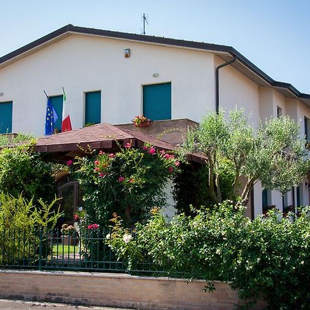 P&P Assisi Camere Бастія-Умбра Екстер'єр фото