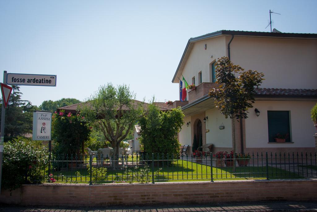 P&P Assisi Camere Бастія-Умбра Екстер'єр фото